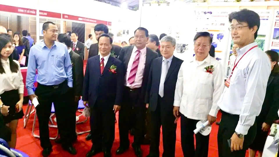 国際展示会 VIETBUILD ハノイ 2017